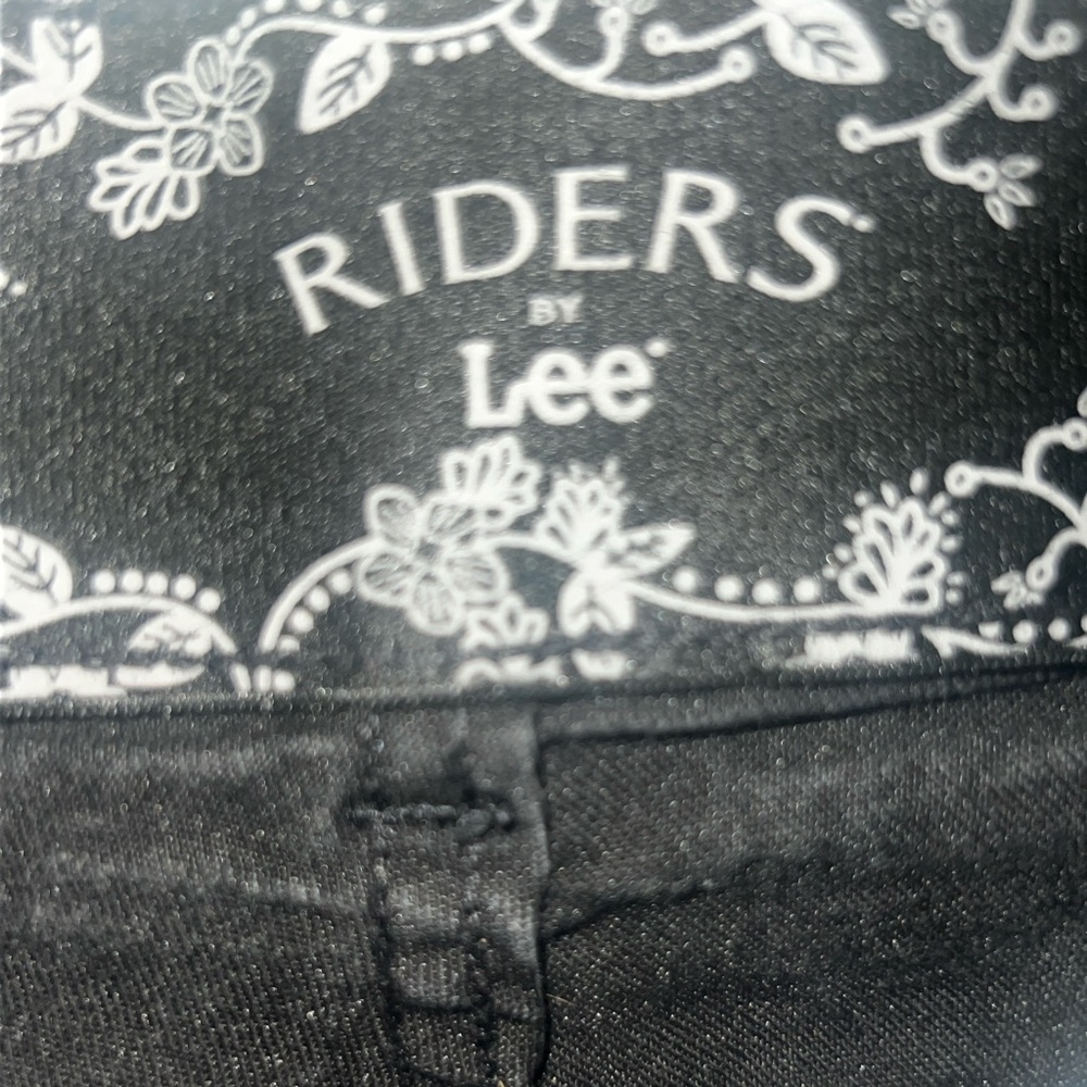 Riders by Lee Midrise Bootcut Black Jeans - Picture 8 of 9